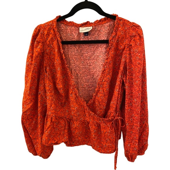 Universal Thread wrap long-sleeve top. Size M. Burnt orange floral pattern - Picture 7 of 15